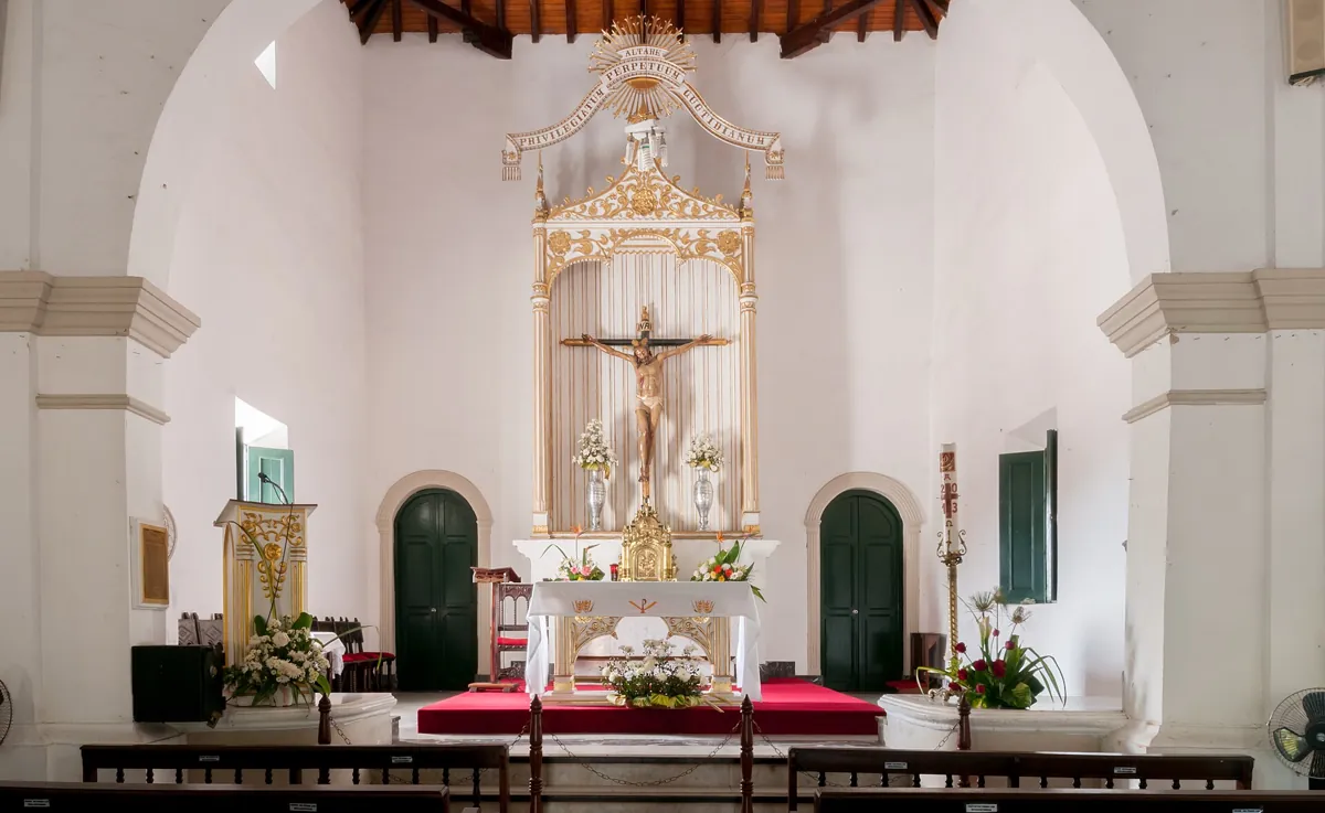 Interior de la Iglesia del Cristo del Buen Viaje en Pampatar